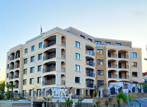 Apartamente noi in Nessebar langa plaja