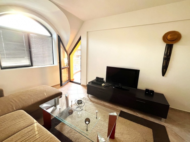 Apartament cu 3 camere in Ravda