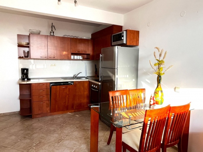 Apartament cu 3 camere in Ravda