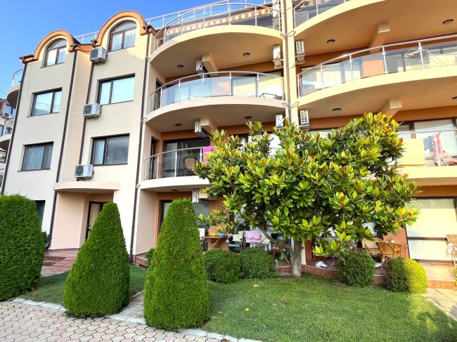 Apartament cu 3 camere in Ravda