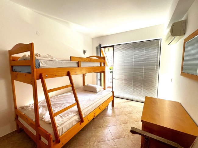 Apartament cu 3 camere in Ravda