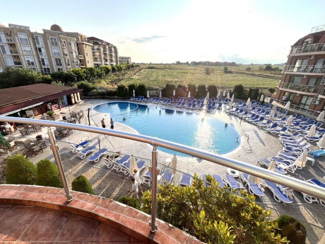 Apartament cu 3 camere in Ravda