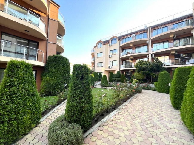 Apartament cu 3 camere in Ravda