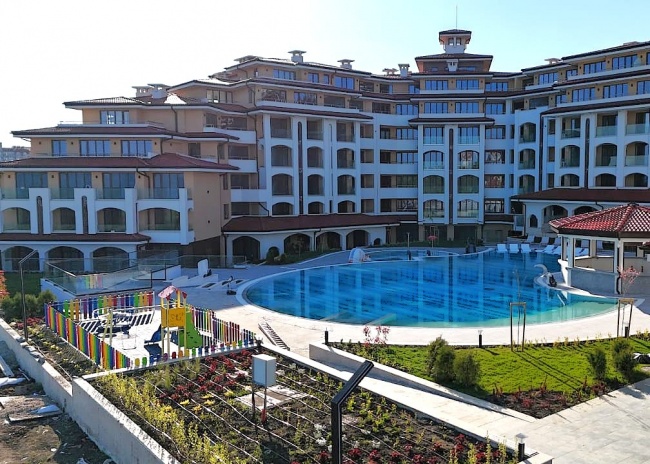 Apartamente exclusive de vanzare pe coasta marii din Bulgaria - Aheloy
