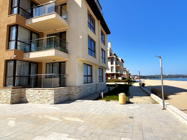 Apartament in prima linie la mare in Obzor