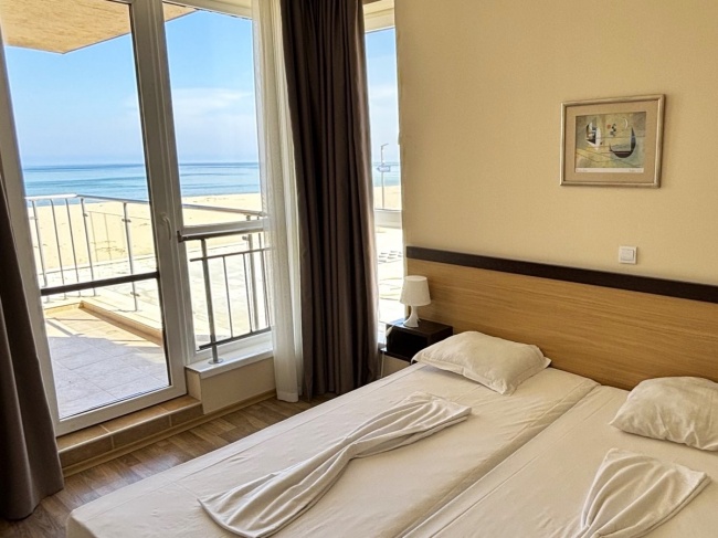 Apartament in prima linie la mare in Obzor
