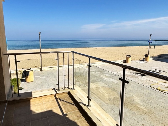 Apartament in prima linie la mare in Obzor